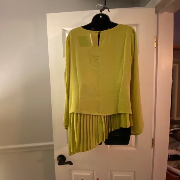 The Limited Green Blouse - Picture 4 of 4